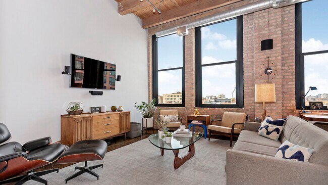 Foto del edificio - 1101 W Lake St