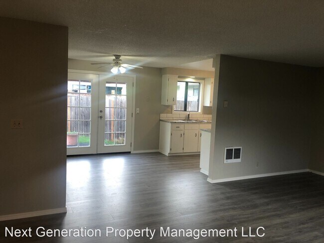 Building Photo - 3 br, 1 bath House - 5311 Barger Dr.