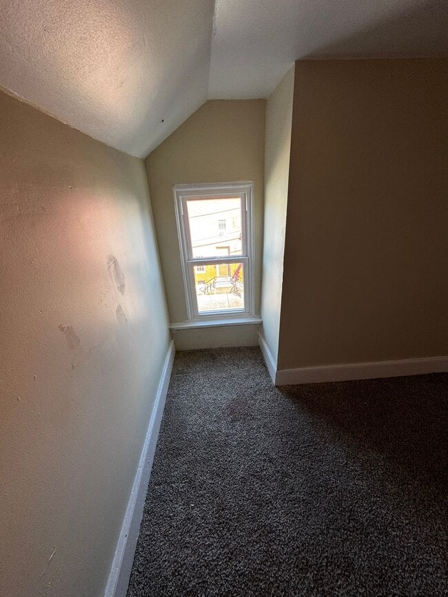 Building Photo - 41 N 10th St