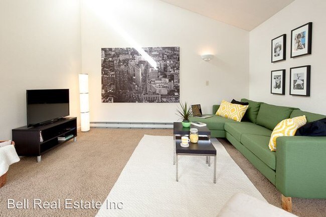 Foto del edificio - 2585 Kincaid St