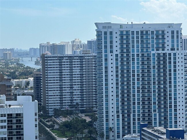 Foto del edificio - 1800 S Ocean Dr