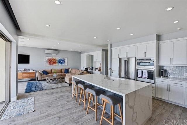 Building Photo - 4820 Seashore Dr
