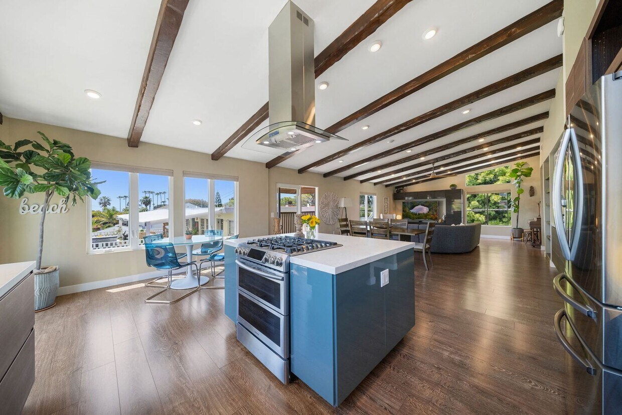 Primary Photo - Laguna Beach Oasis: Modern Haven in the He...