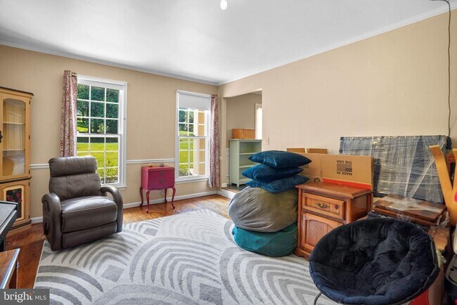 Foto del edificio - 21717 Glendalough Rd