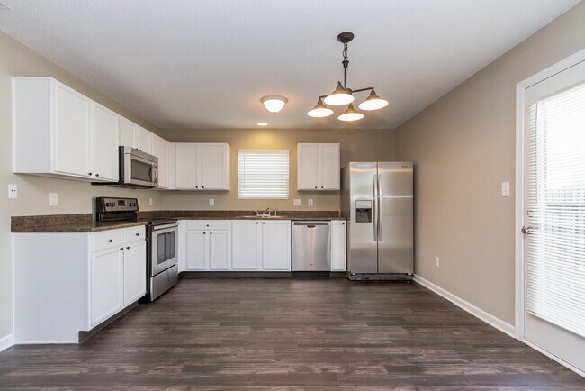 Foto del edificio - 15372 Dry Creek Rd