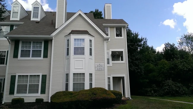 Building Photo - 4490 Lord Loudoun Ct
