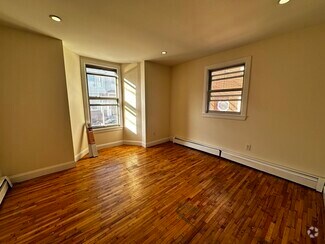 Building Photo - 310 Princeton St