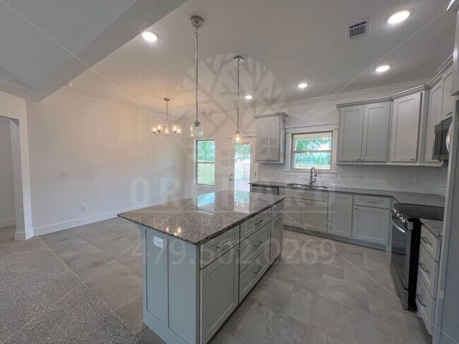 Foto del edificio - Tontitown- Single-Family Home- Beautiful C...