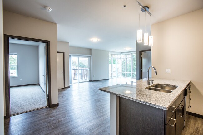 Building Photo - Esser Place