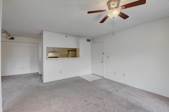 Foto del edificio - 103  Yacht Club Way 208 Hypoluxo Fl 33462