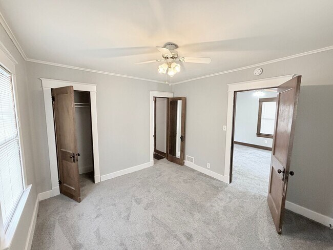 Foto del edificio - 1217 N Spring St