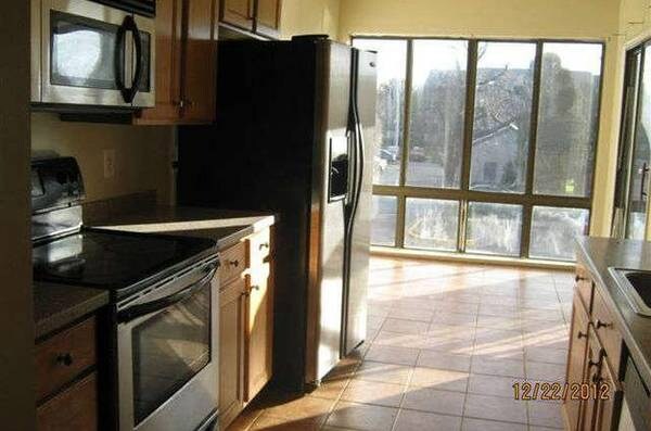 Foto del edificio - 8101 Needwood Rd