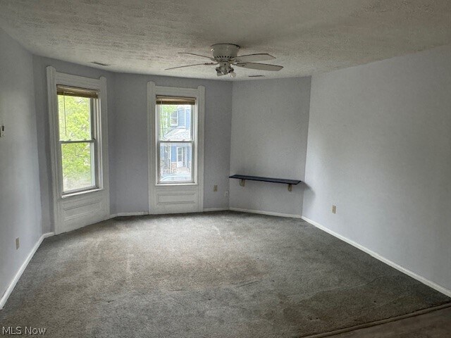 Foto del edificio - 3226 Chatham Ave