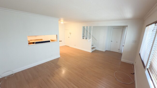 Foto del edificio - 1423 Del Rio Cir