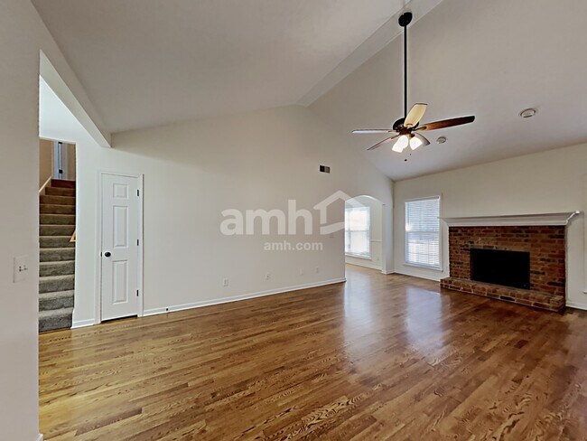 Building Photo - 399 Meigs Drive