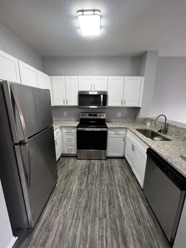 Ashton Oaks Apartments in New Port Richey, FL