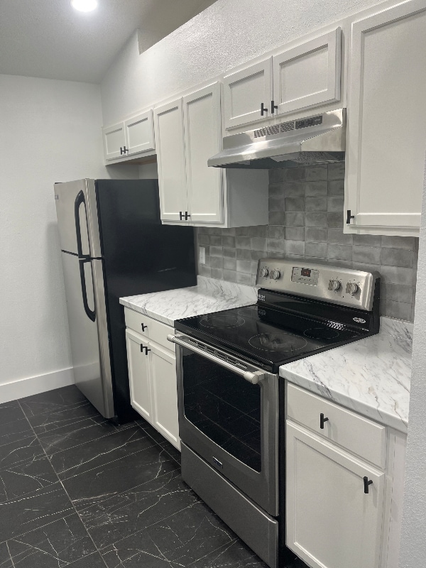 Foto principal - 5412 Lewiston St