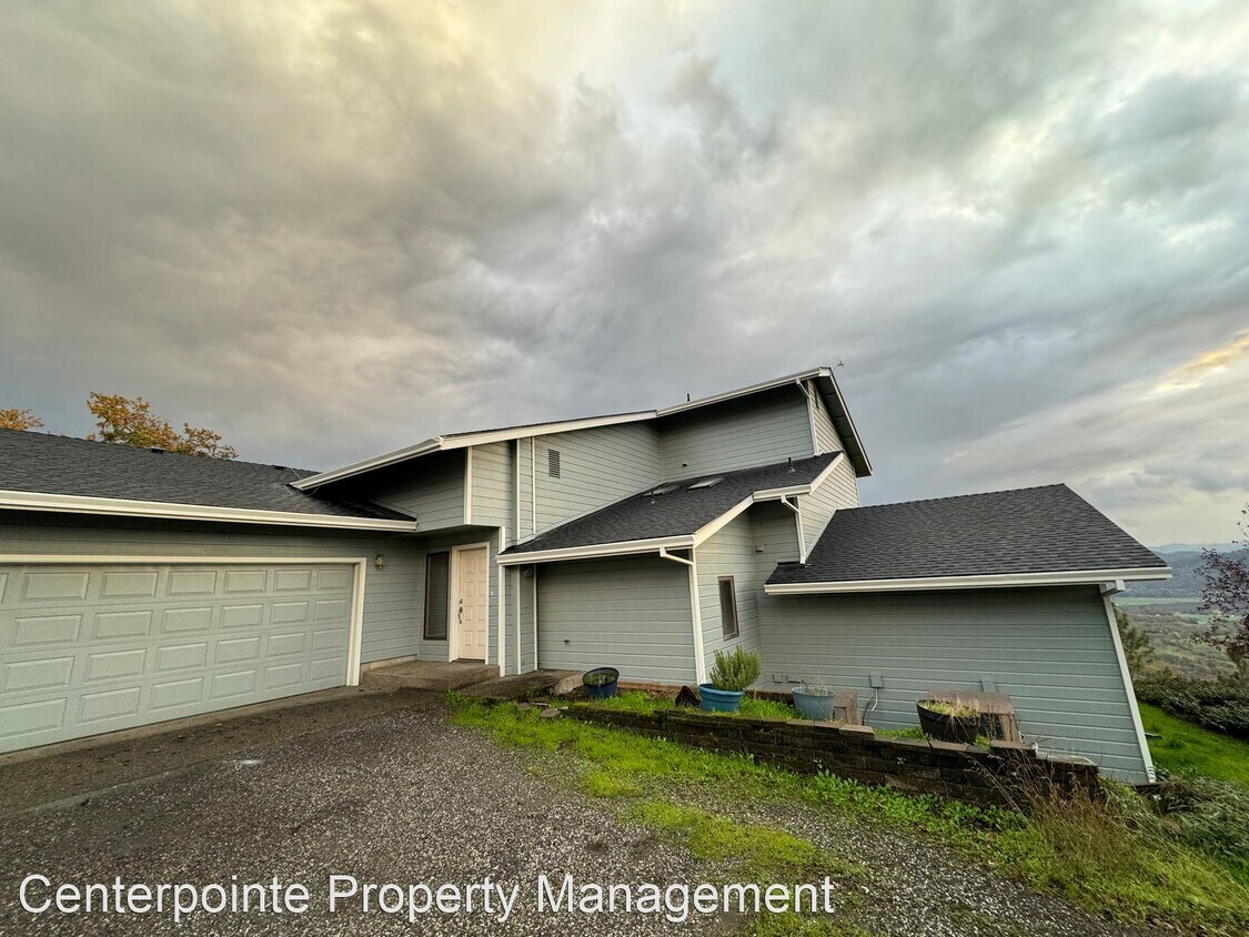 2461 Moorea Dr, Roseburg, OR 97471 House Rental in Roseburg, OR