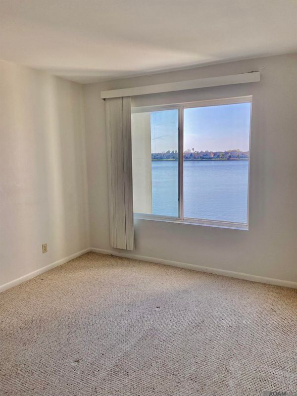 Foto del edificio - 1490 Harbor Dr