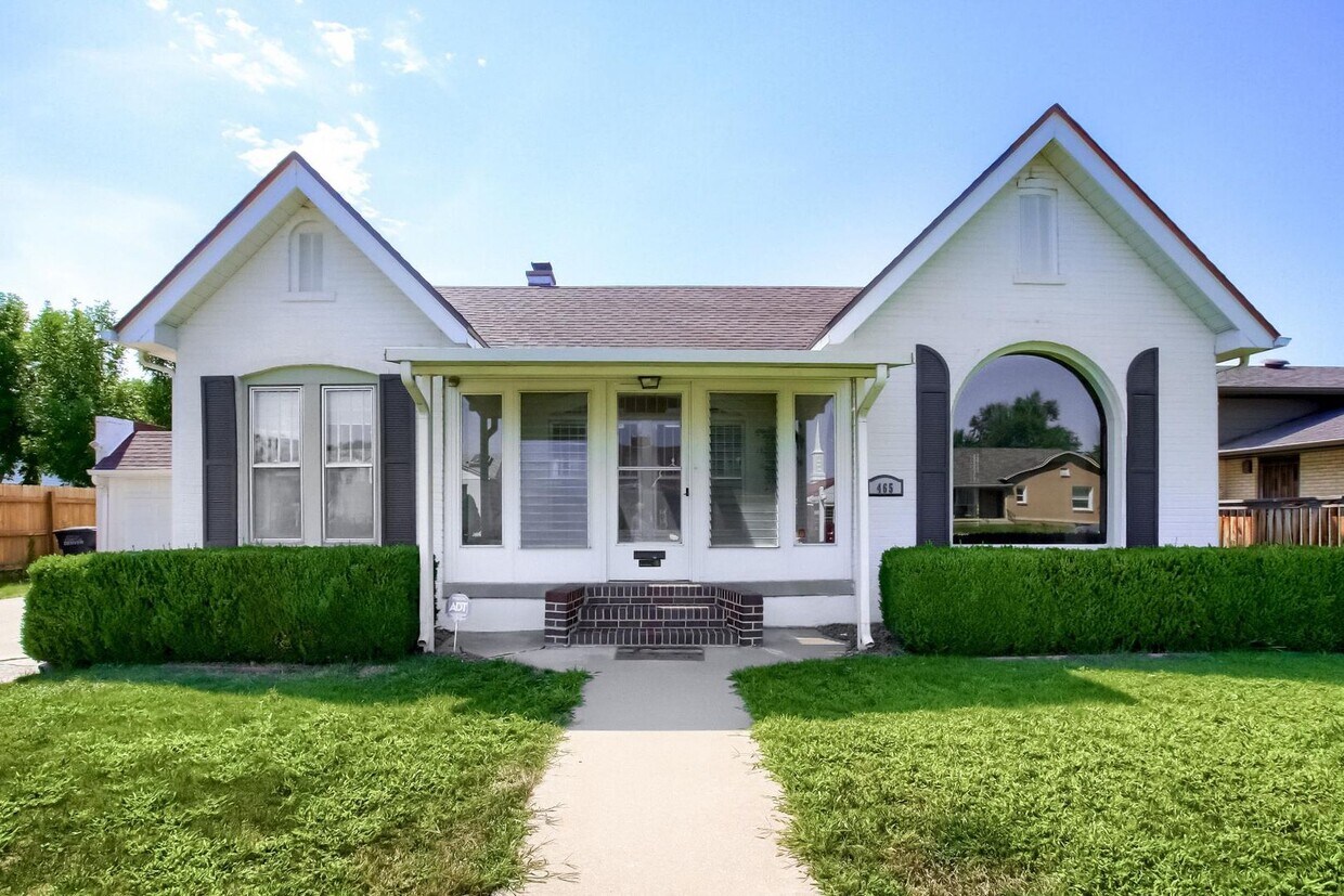 Primary Photo - 3 Bedroom single family home in Denver
