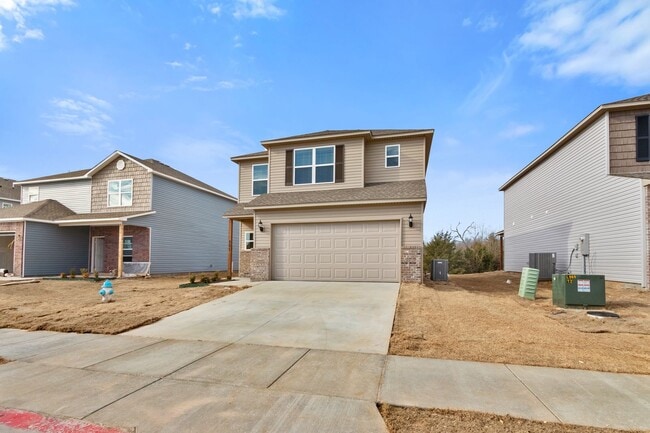 Building Photo - Brand New Home Just Minutes from the U of A!