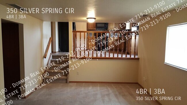 Foto del edificio - 350 Silver Spring Cir