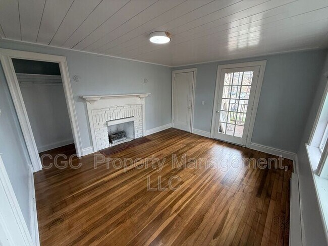 Foto del edificio - 32-34 Clinton Ave