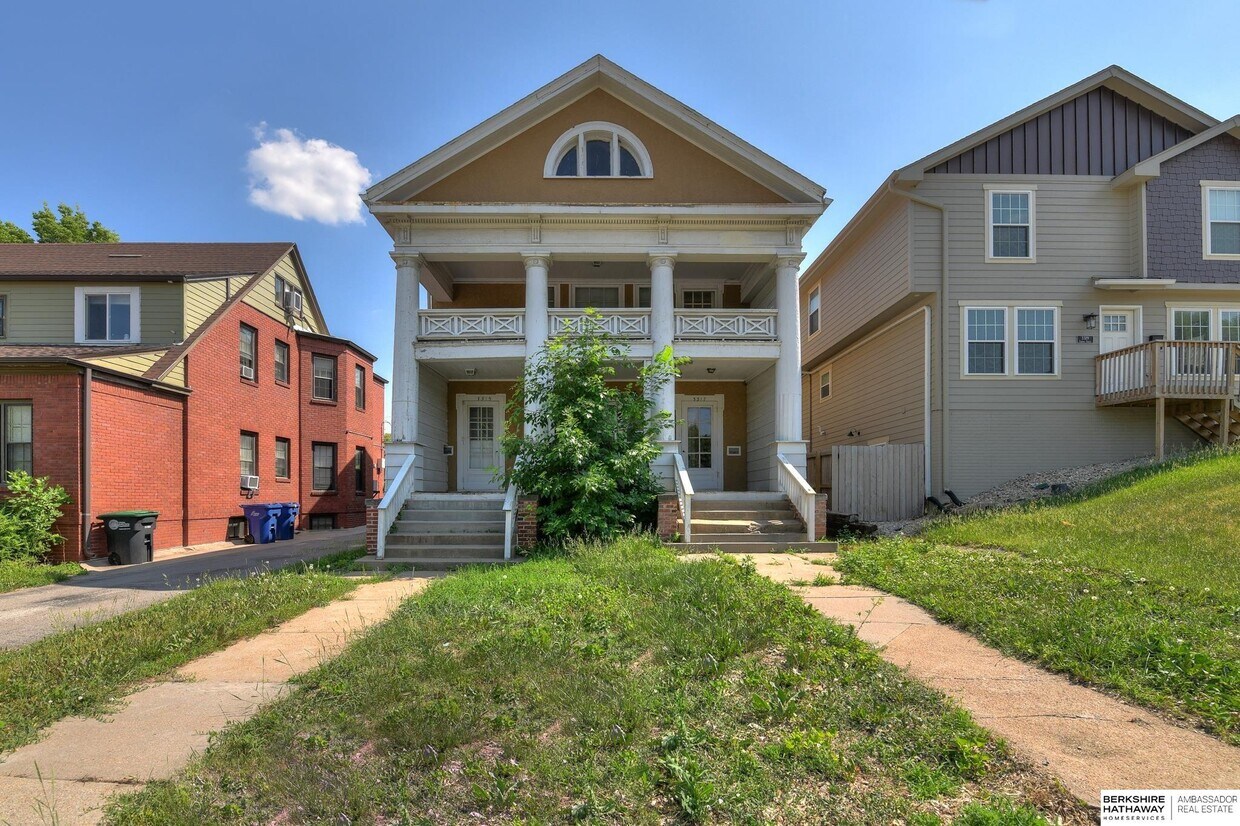 Primary Photo - 3317 Cuming St