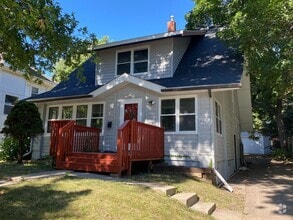 Building Photo - 1114 42nd St