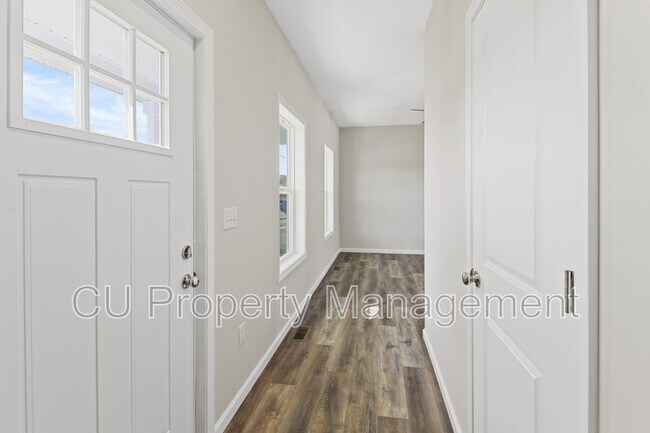 Foto del edificio - 1316 S Smith Rd