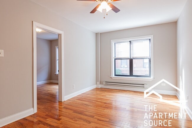 Foto del edificio - 949 W Cornelia Ave