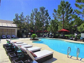 Building Photo - 555 E Silverado Ranch Blvd