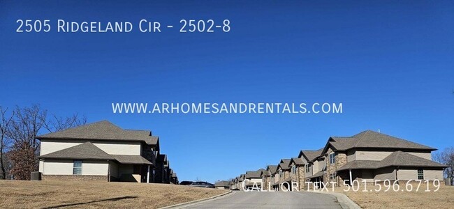 Building Photo - 2505 Ridgeland Cir - 2502-8 | $1295 | 3 be...
