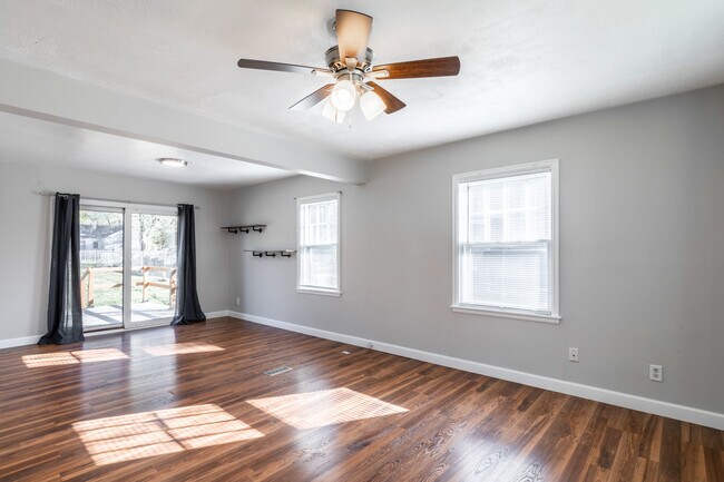 Foto del edificio - 2509 Jefferson St