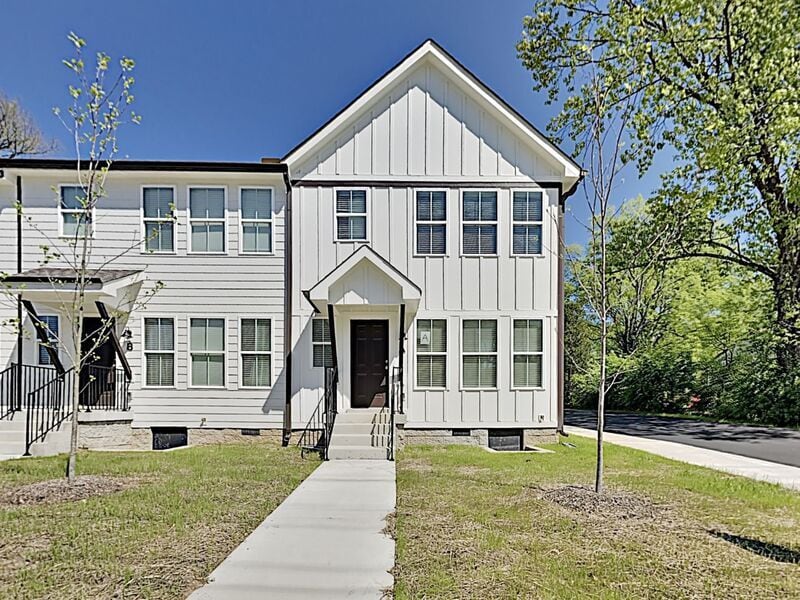 Primary Photo - 309 Myatt Dr
