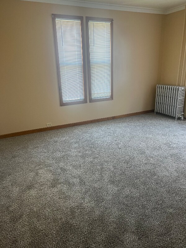 Building Photo - 35 Hoadley St