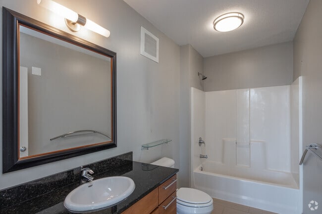 Building Photo - Flair Tower Apartments