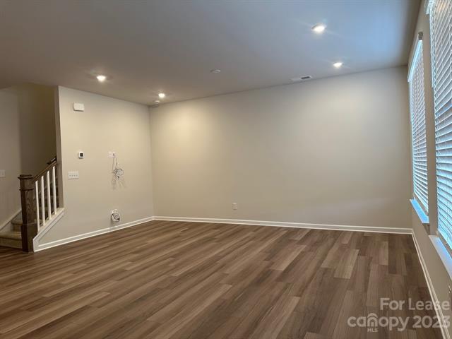 Building Photo - 8012 Whitegrove Rd