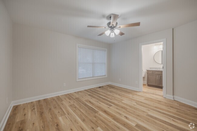 2BR, 2.5BA - 1,360SF - Primary Bedroom - 420-432 Wren Crest Ln