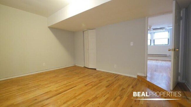 Foto del edificio - 1 bedroom in CHICAGO IL 60657