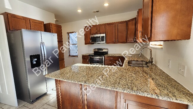 Foto del edificio - 1007 W 29th St