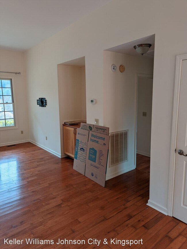 Foto del edificio - 3 br, 2 bath House - 318 Bare Hollow Rd