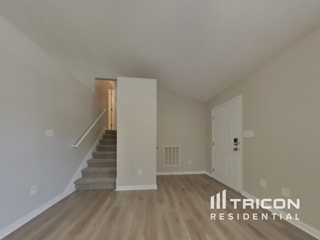 Foto del edificio - 105 Hunter Pl
