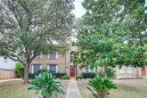 Foto principal - 8445 Fern Bluff Ave