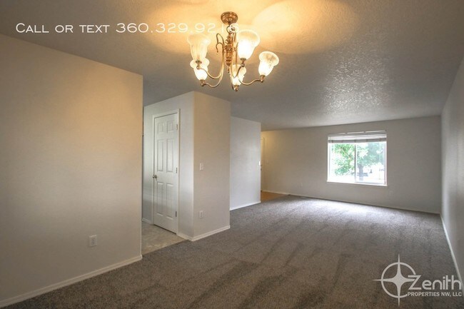Building Photo - 15502 NE 86th St