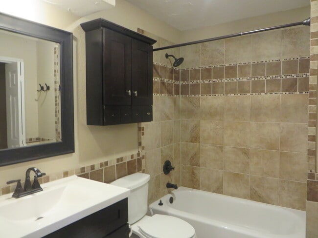 Foto del edificio - 1021 Homestead Dr