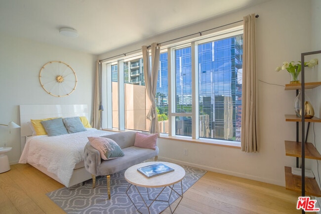 Foto del edificio - 889 Francisco St