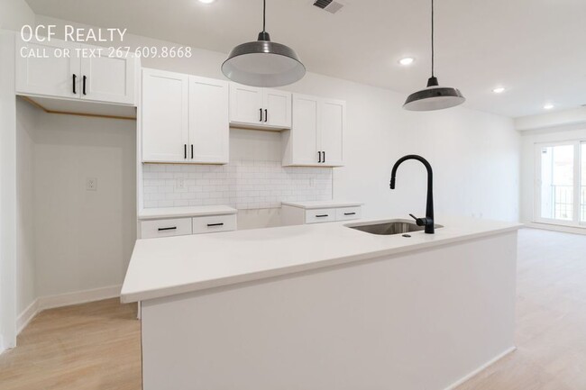 Foto del edificio - Three Bed Brewerytown  Apartment