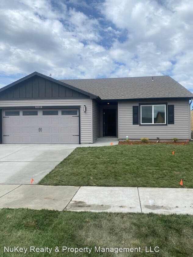 Primary Photo - 3 br, 2 bath House - 10510 W. Salmonberry