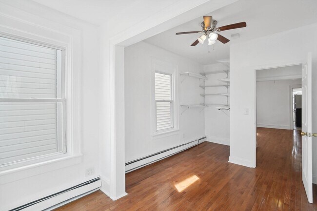 Foto del edificio - 32 E 46th St